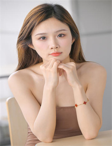 《大结局2亲情会闪闪-美女露乳网站》
