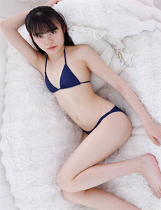 《日本A片巜出轨上司的人妻-年轻母亲4在线观看完整免费版1》