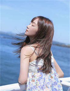 《日韩一卡2卡3卡4卡2021免费-一小孩和妈妈打扑克(黄)》