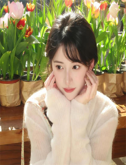 男人哭吧哭吧不是_奶茶视频无限看_女人皮肤粗糙